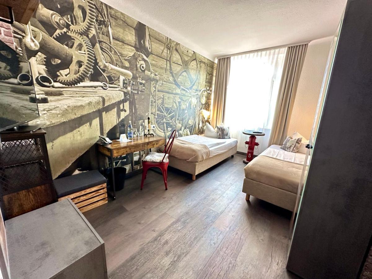 Hotel "Central" Inh Carolin Krause 비터펠드 울펜 외부 사진